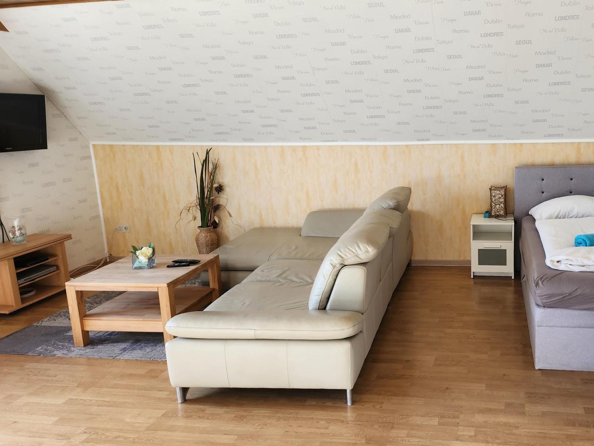 Ferienwohnung Ha-Wei -80 m2 Hangen-Weisheim Exterior foto